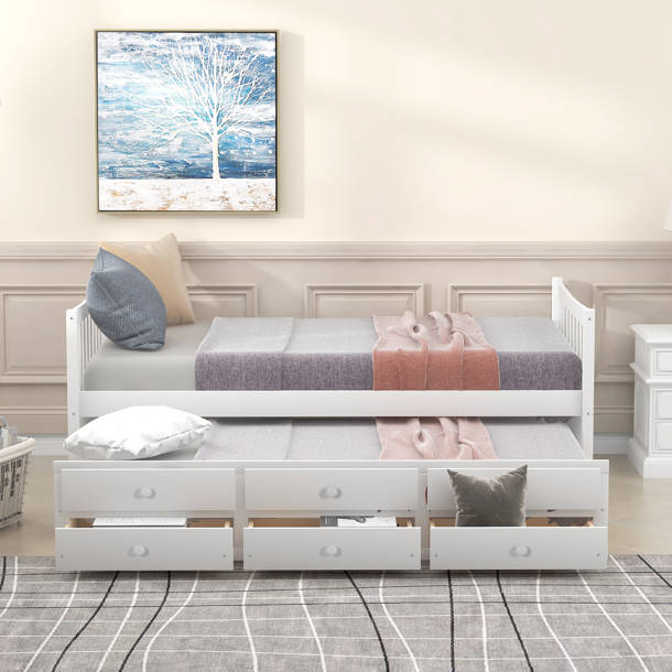 Harriet Bee Bechtold Twin to King Solid Wood Frame Extendable Daybed